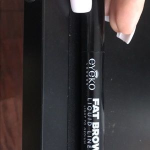 EYEKO eyebrow marker